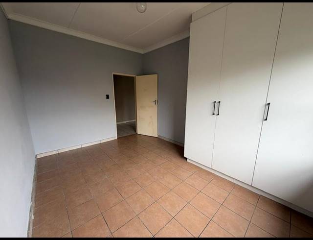 2 BEDROOM PROPERTY TO RENT IN BOKSBURG NORTH